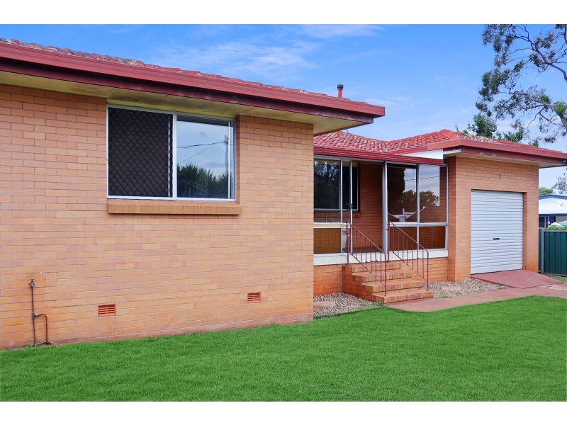 3 Cessna Street, Wilsonton QLD 4350