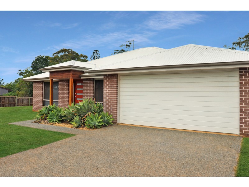 2 Sanctuary Drive, Cranley QLD 4350