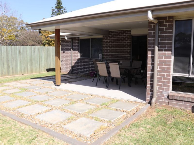 2 Sanctuary Drive, Cranley QLD 4350