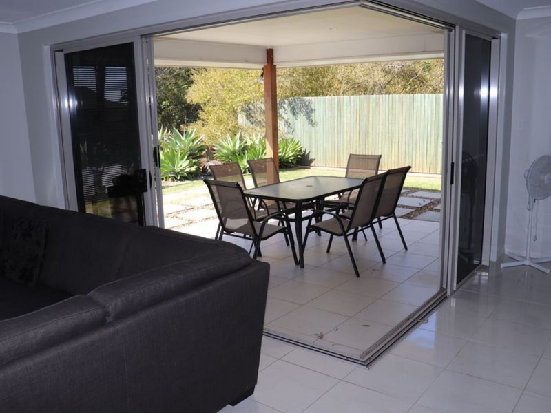 2 Sanctuary Drive, Cranley QLD 4350