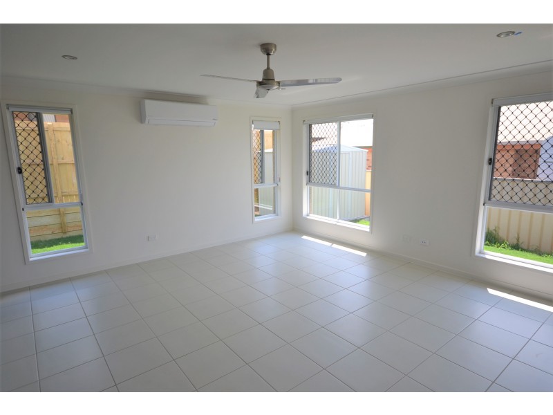 24 Farrer Street, Cranley QLD 4350