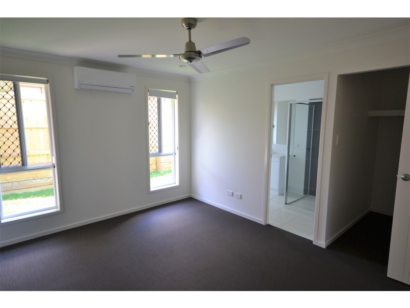 24 Farrer Street, Cranley QLD 4350
