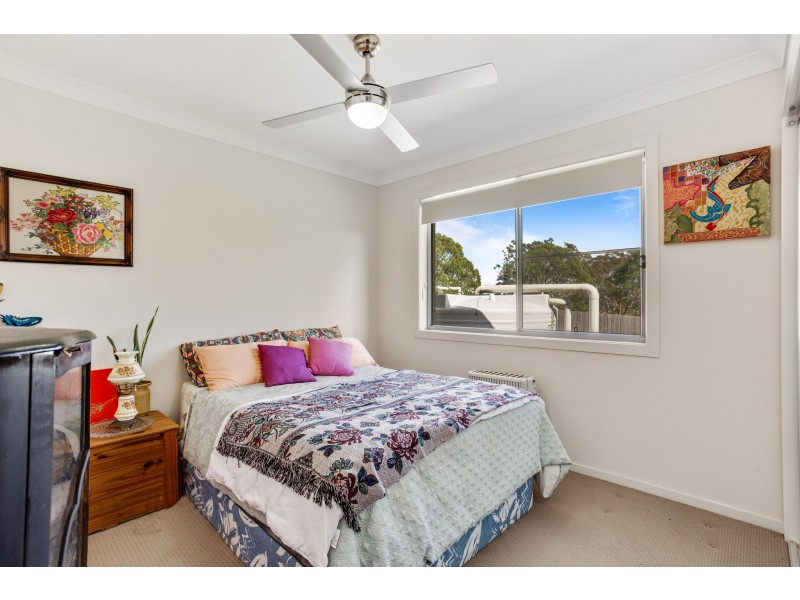 33 Westview Drive, Mount Kynoch QLD 4350