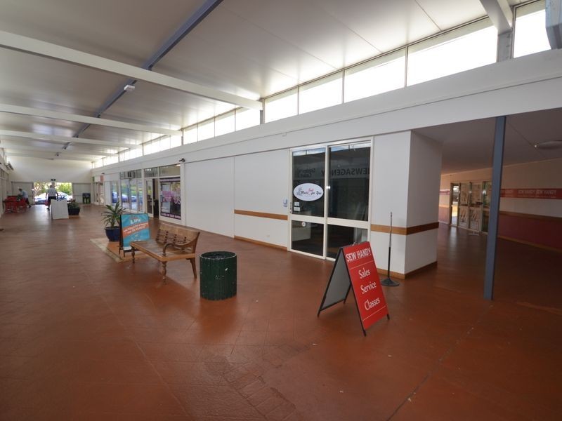 Shop 12/8 Hume Street, North Toowoomba QLD 4350