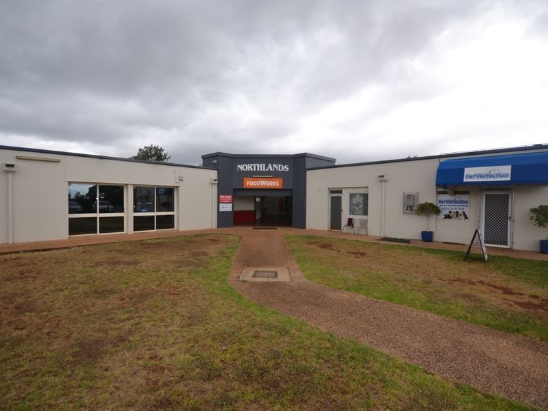 Shop 12/8 Hume Street, North Toowoomba QLD 4350