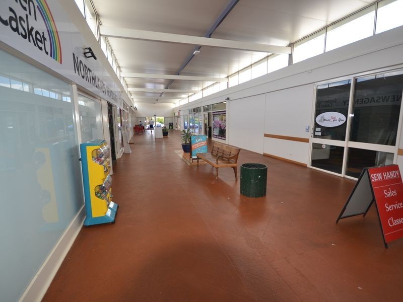 Shop 12/8 Hume Street, North Toowoomba QLD 4350