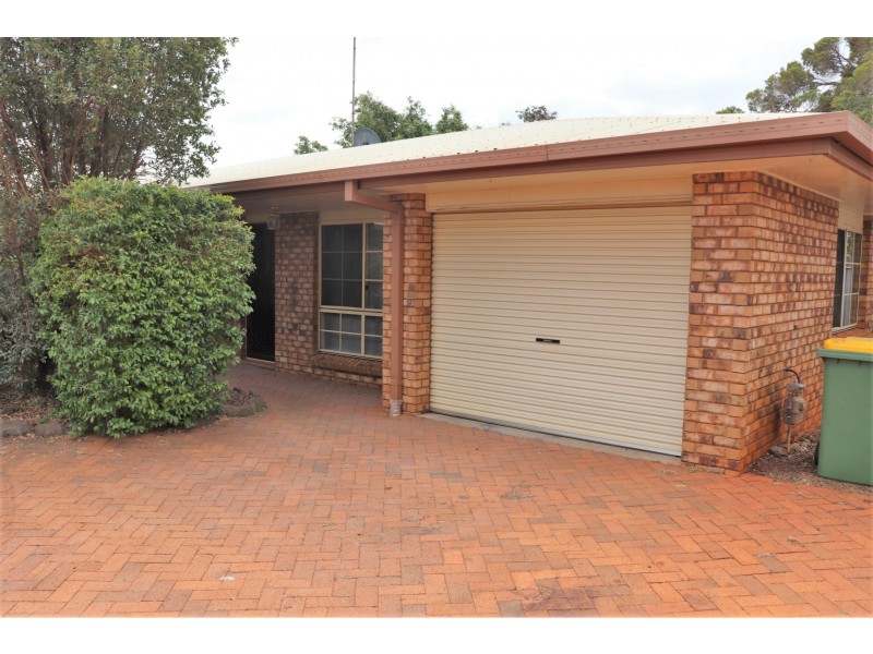 Unit 1/475 Bridge Street, Wilsonton QLD 4350