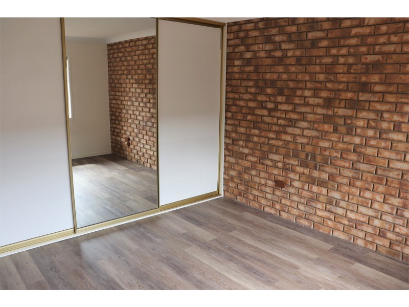 Unit 1/475 Bridge Street, Wilsonton QLD 4350