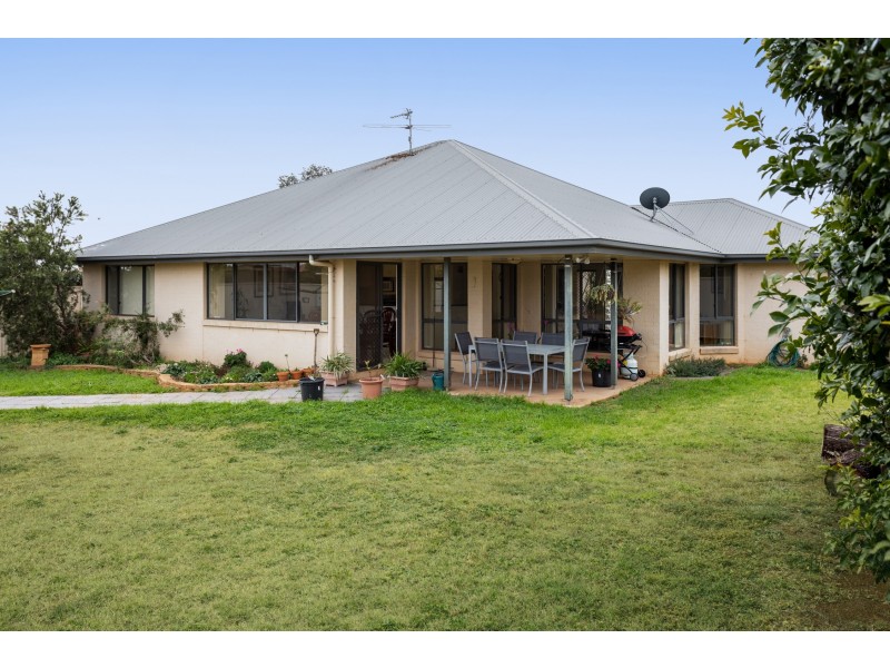43 Polzin Road, Highfields QLD 4352