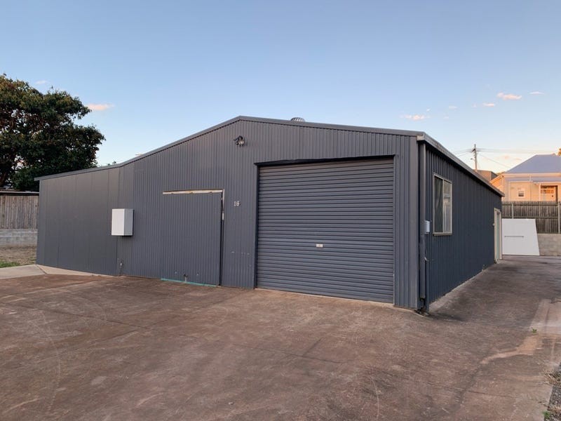 14 Inter Street, North Toowoomba QLD 4350