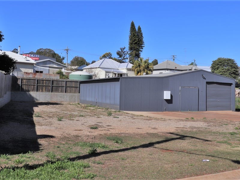 14 Inter Street, North Toowoomba QLD 4350