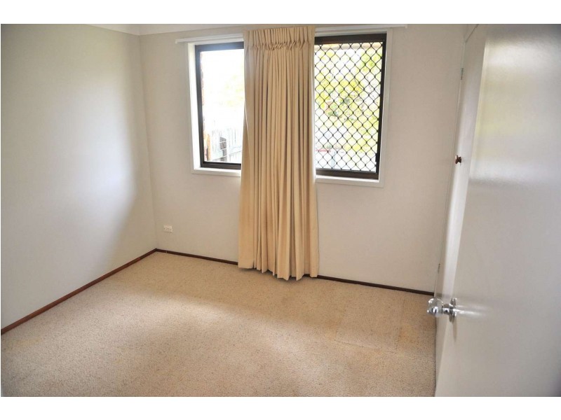 Unit 2/2 Storey Street, Centenary Heights QLD 4350