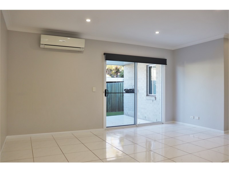 Unit 4/25-27 Kitchener Street, East Toowoomba QLD 4350