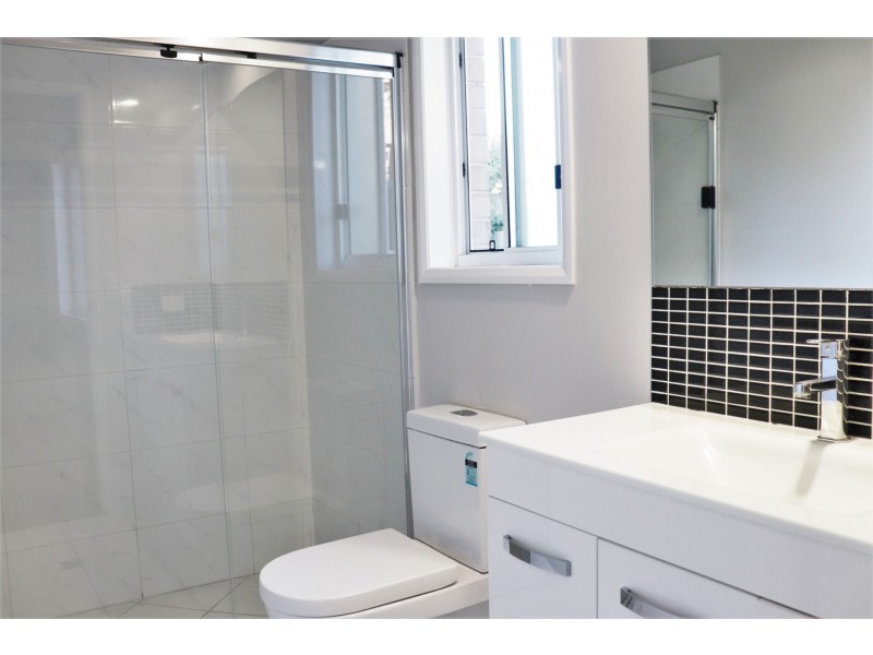 Unit 4/25-27 Kitchener Street, East Toowoomba QLD 4350