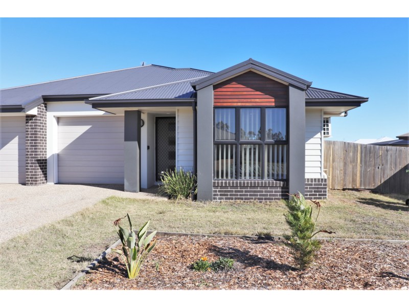 Unit 1/17 Weebah Place, Cambooya QLD 4358