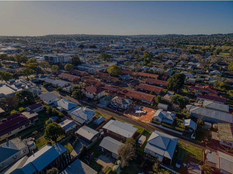 3 Frederick Street, East Toowoomba QLD 4350