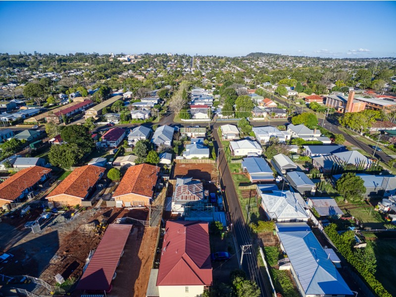 3 Frederick Street, East Toowoomba QLD 4350