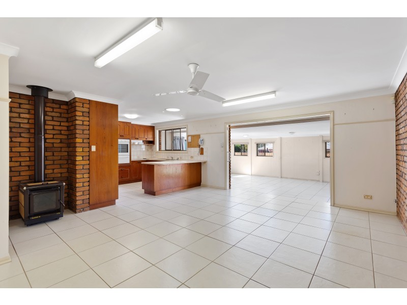 6B Mott Crescent, Rockville QLD 4350