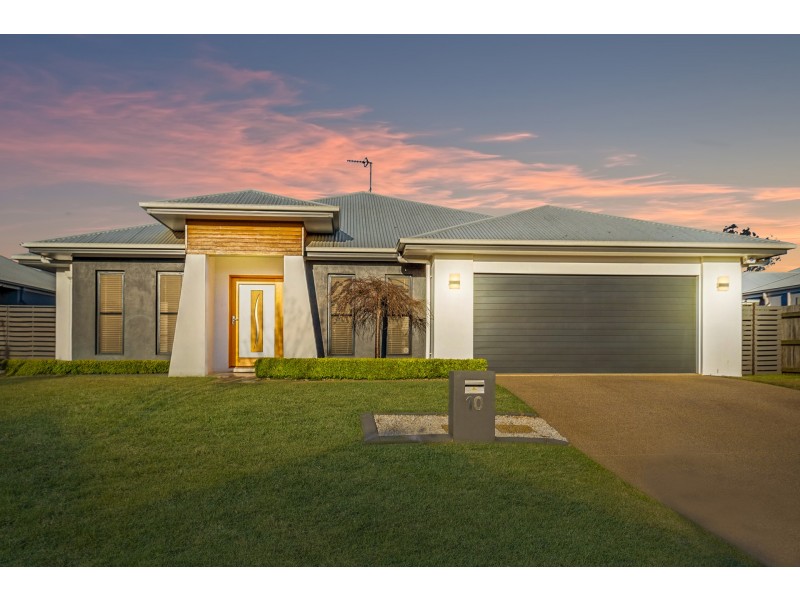 10 Beardsworth Court, Middle Ridge QLD 4350