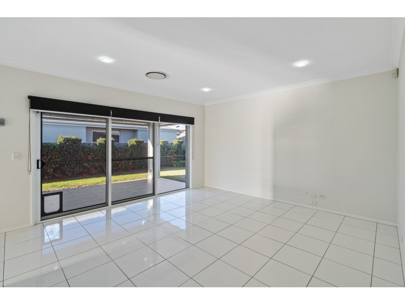 10 Beardsworth Court, Middle Ridge QLD 4350