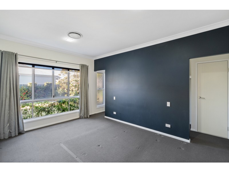10 Beardsworth Court, Middle Ridge QLD 4350