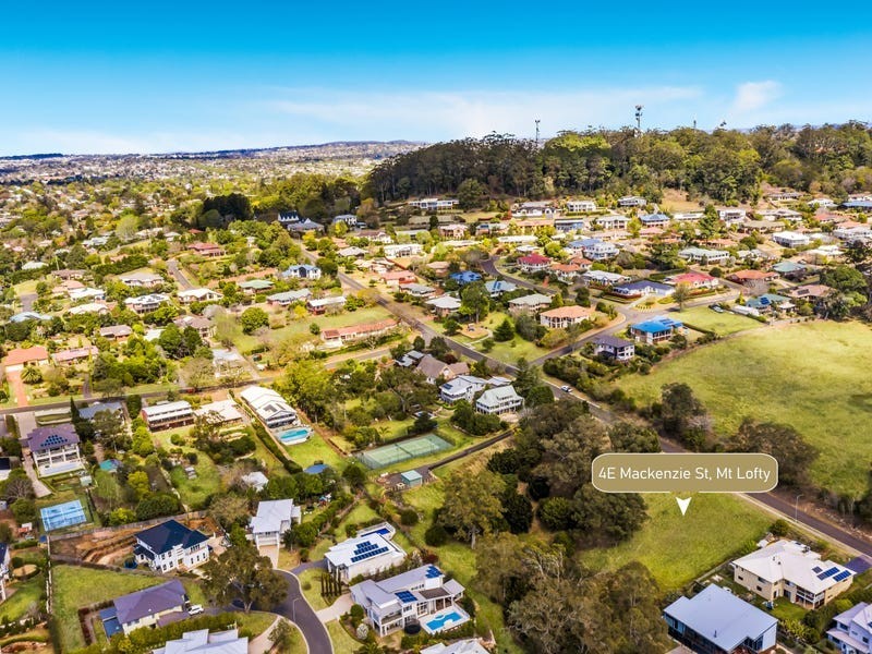 4E Mackenzie Street, Mount Lofty QLD 4350