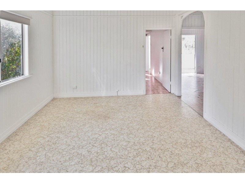 173 Jellicoe Street, Newtown QLD 4350