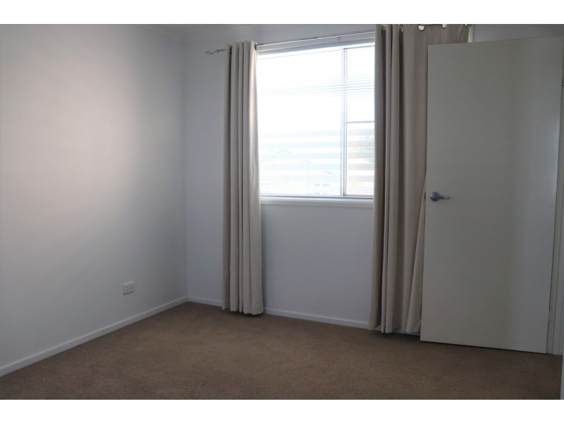 Unit 5/19B Gladstone Street, Newtown QLD 4350