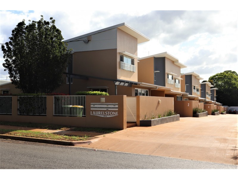 Unit 5/19B Gladstone Street, Newtown QLD 4350