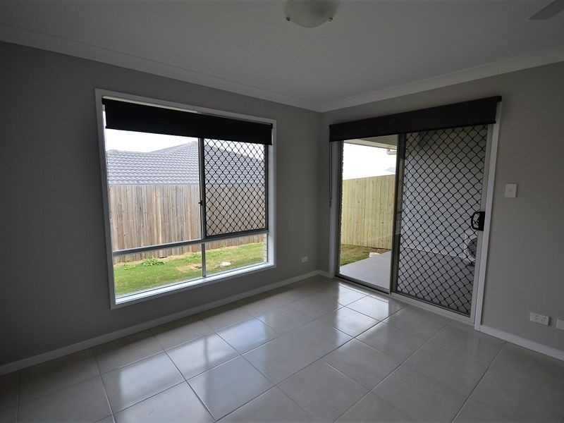 26A Cardamon Crescent, Glenvale QLD 4350