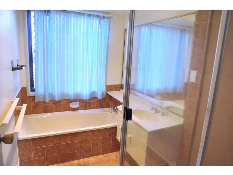 36 Miranda Drive, Wilsonton Heights QLD 4350