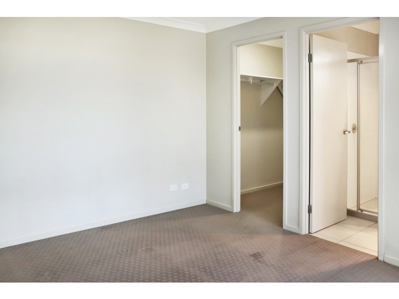 Unit 2/5 Cardamon Crescent, Glenvale QLD 4350