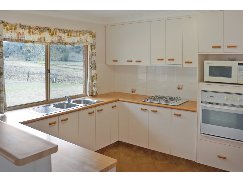 143 Gowrie Lilyvale Road, Gowrie Junction QLD 4352