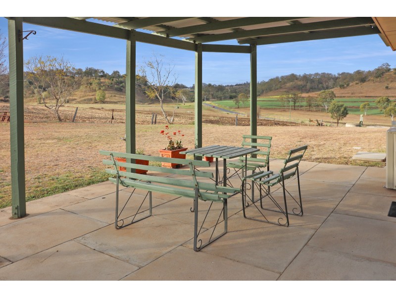 143 Gowrie Lilyvale Road, Gowrie Junction QLD 4352