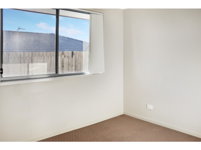 Unit 1/23 Cardamon Crescent, Glenvale QLD 4350