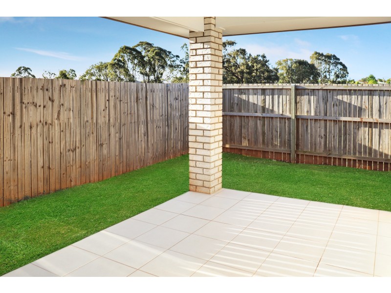 Unit 1/23 Cardamon Crescent, Glenvale QLD 4350