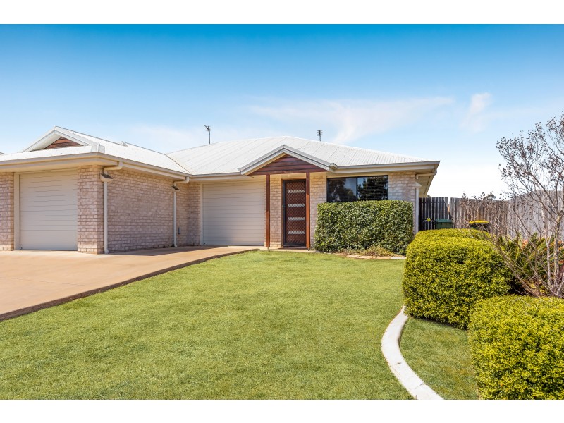 Unit 5/87 Polzin Road, Highfields QLD 4352