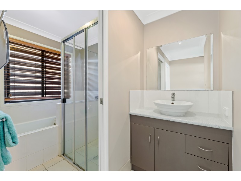 Unit 5/87 Polzin Road, Highfields QLD 4352