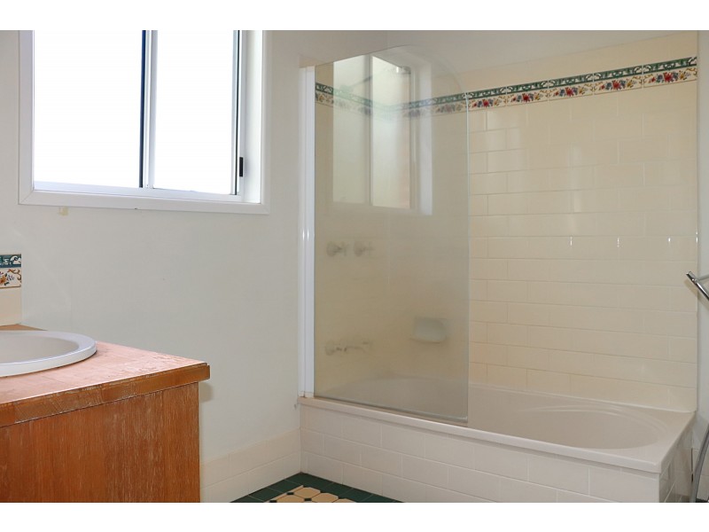 Unit 3/8 Lindsay Street, East Toowoomba QLD 4350