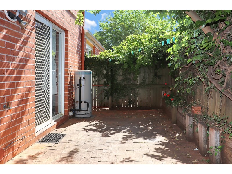 Unit 3/8 Lindsay Street, East Toowoomba QLD 4350