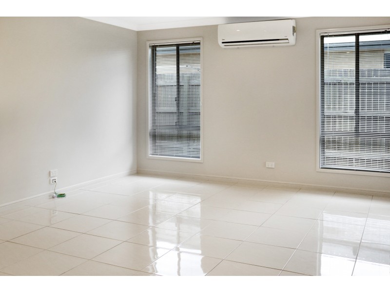 89 Entabeni Drive, Kearneys Spring QLD 4350