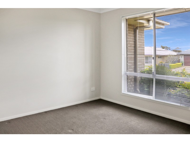 89 Entabeni Drive, Kearneys Spring QLD 4350