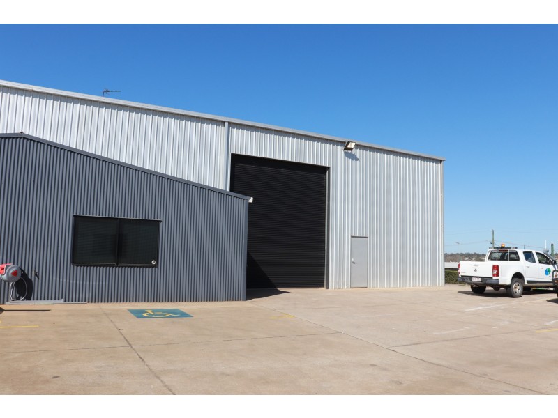 Shed 2/3 Progress Court, Harlaxton QLD 4350