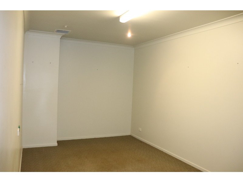 Shed 2/3 Progress Court, Harlaxton QLD 4350