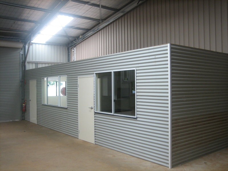 Shed 2/9 Progress Court, Harlaxton QLD 4350