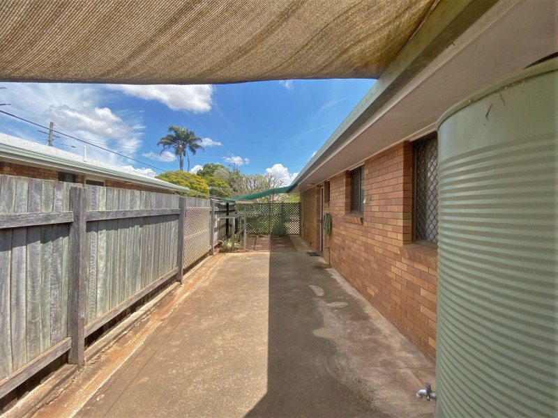 Unit 1/2 Hodgen Street, South Toowoomba QLD 4350