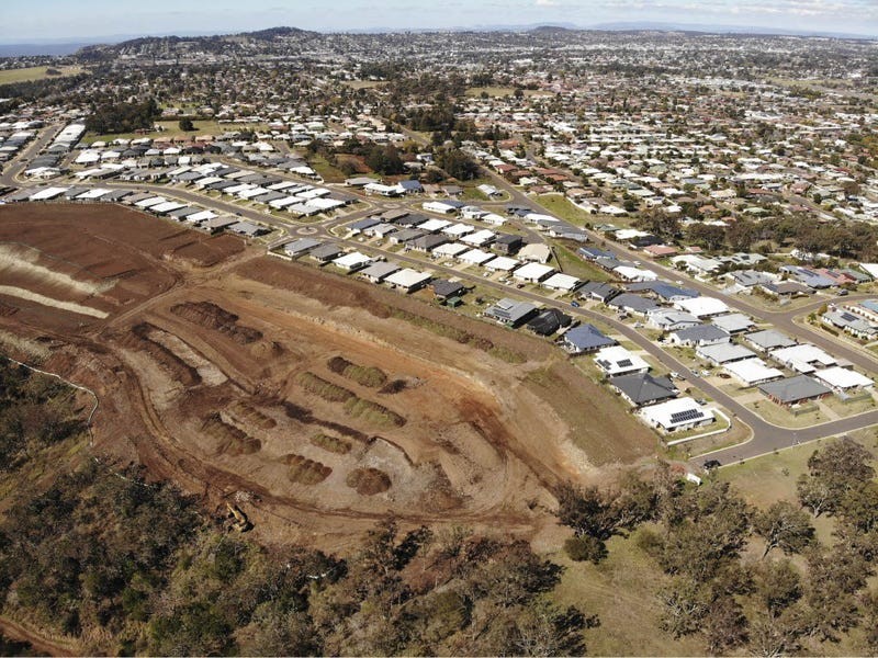 215-311 Reserve Road, Cranley QLD 4350