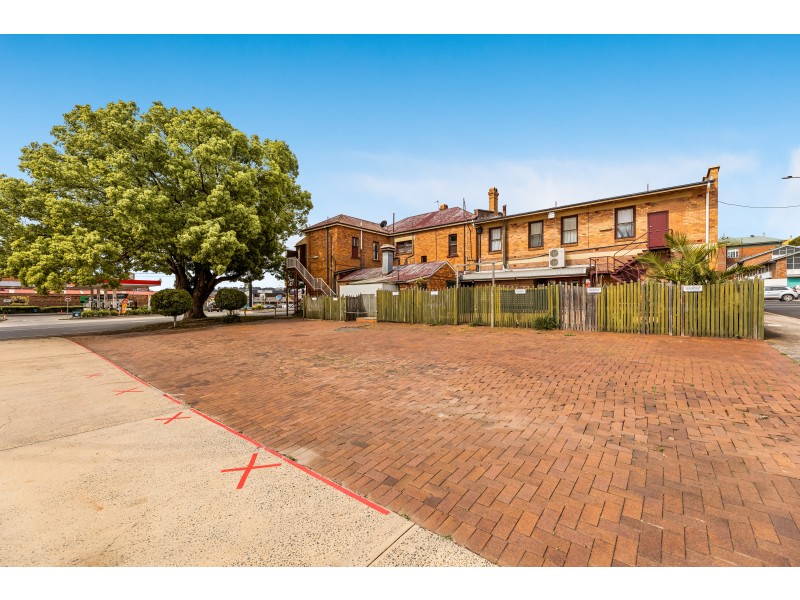633 Ruthven Street, South Toowoomba QLD 4350