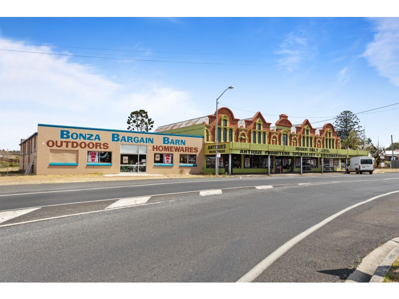 1 Thallon Street, Crows Nest QLD 4355