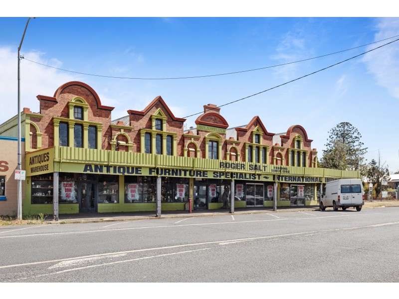 1 Thallon Street, Crows Nest QLD 4355